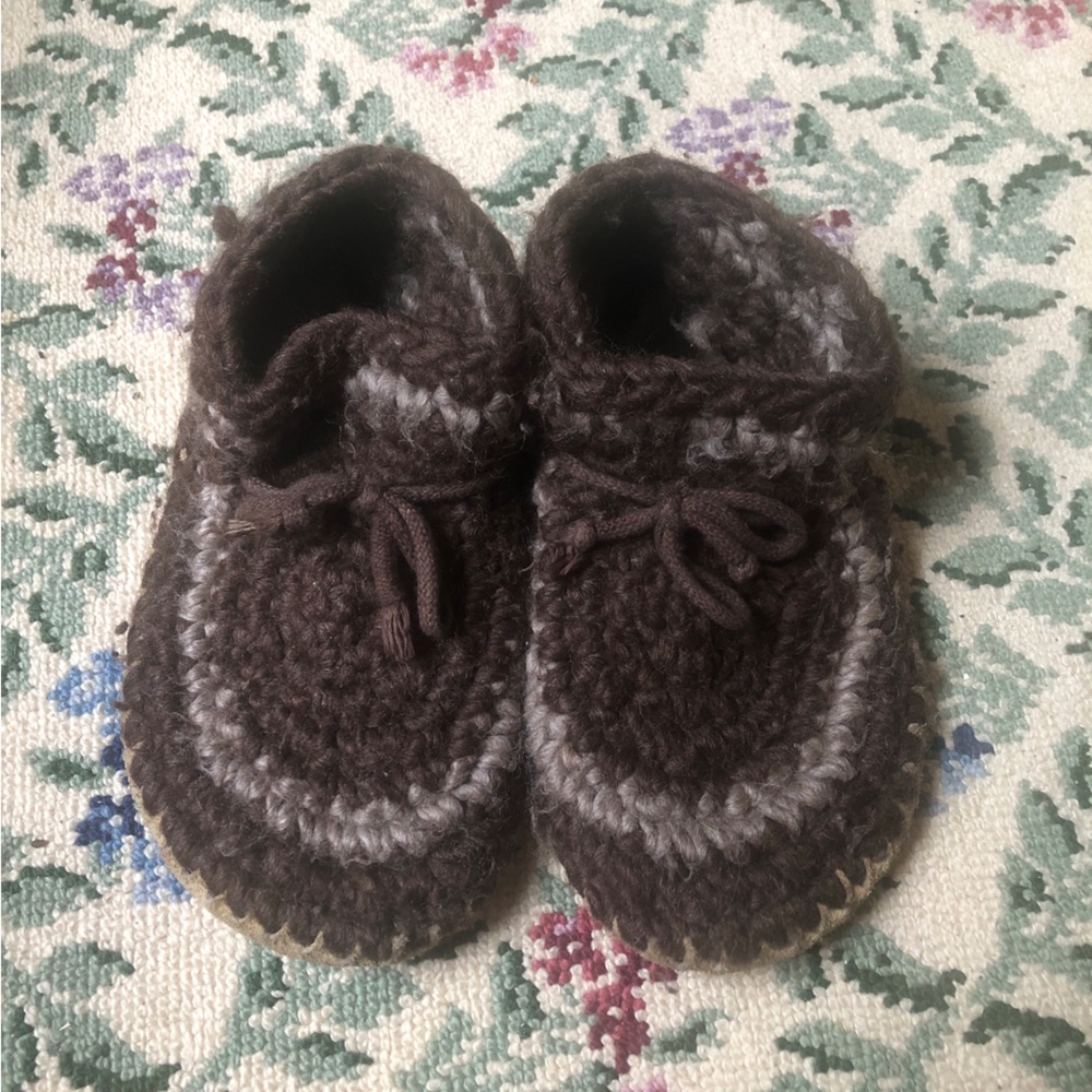 Padraig wool slippers made in Canada